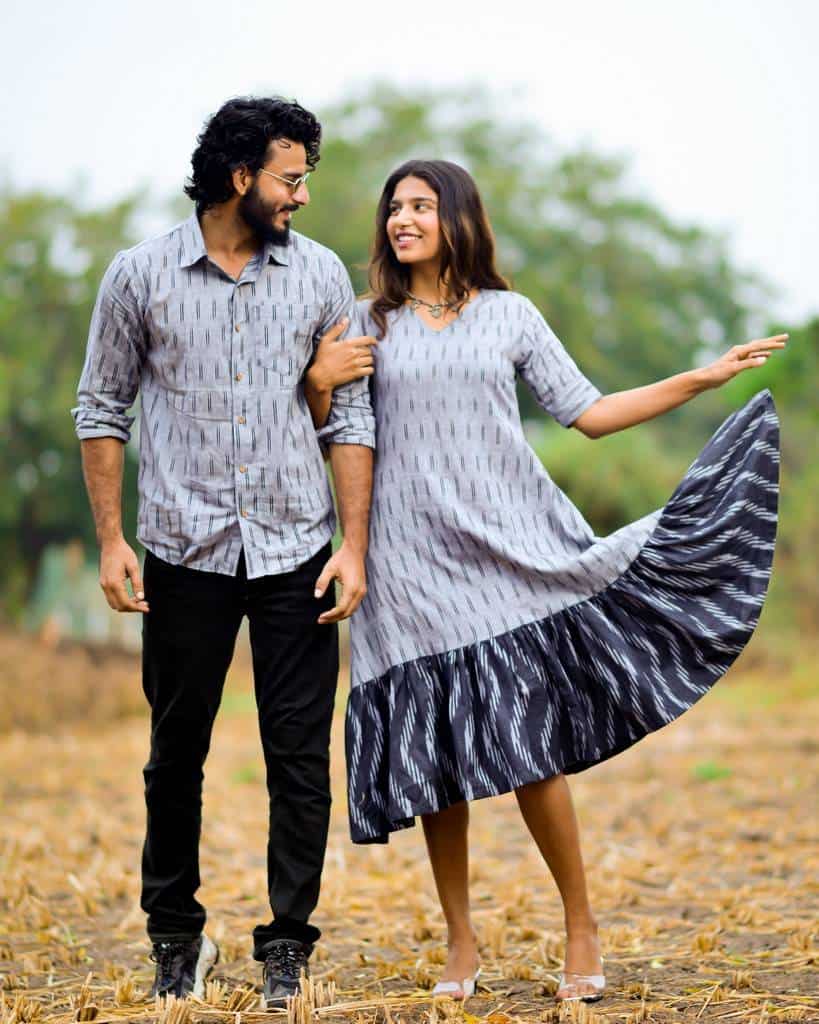 Family Twinning Dresses