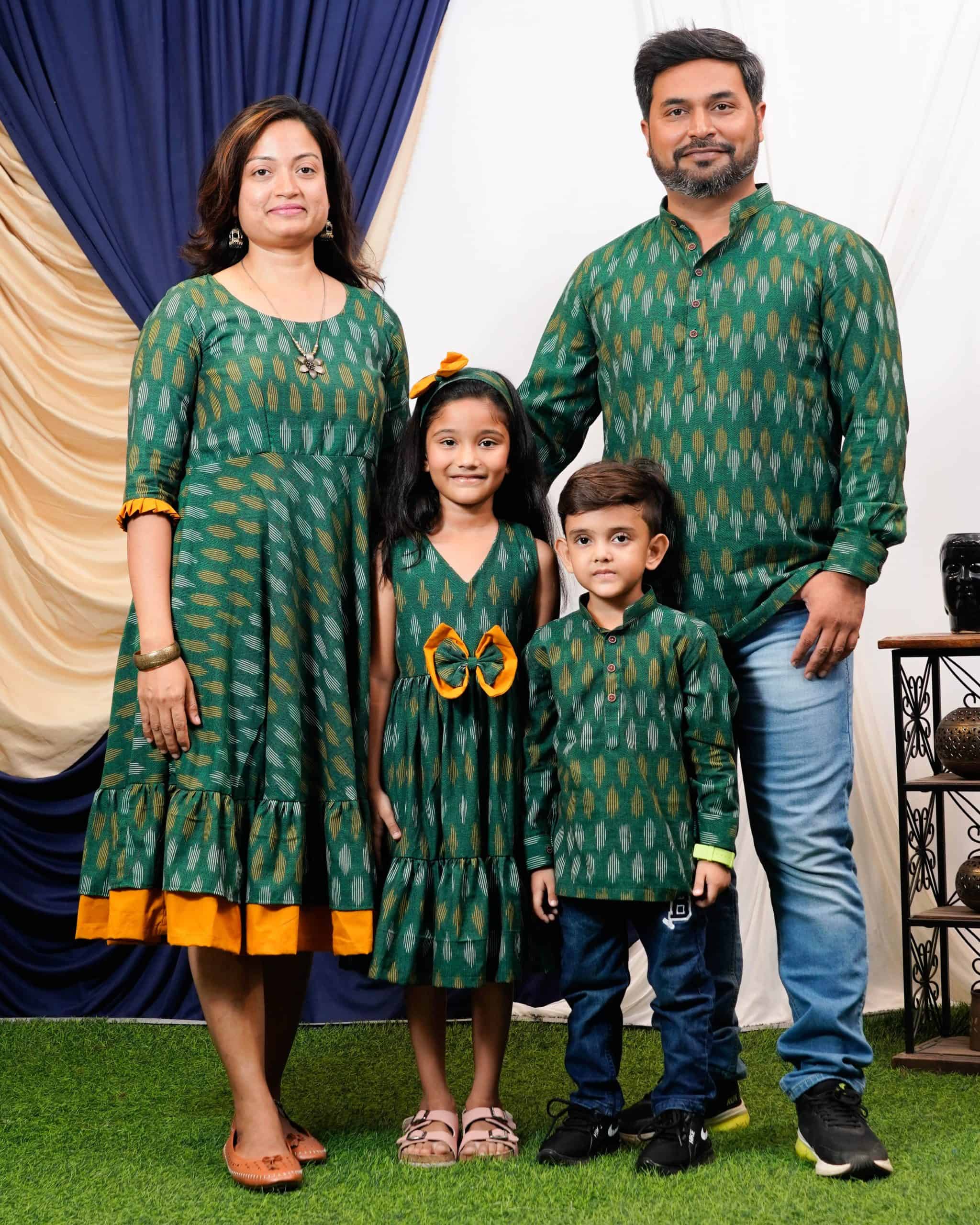 untitled (32 of 44) Family Matching Outfits