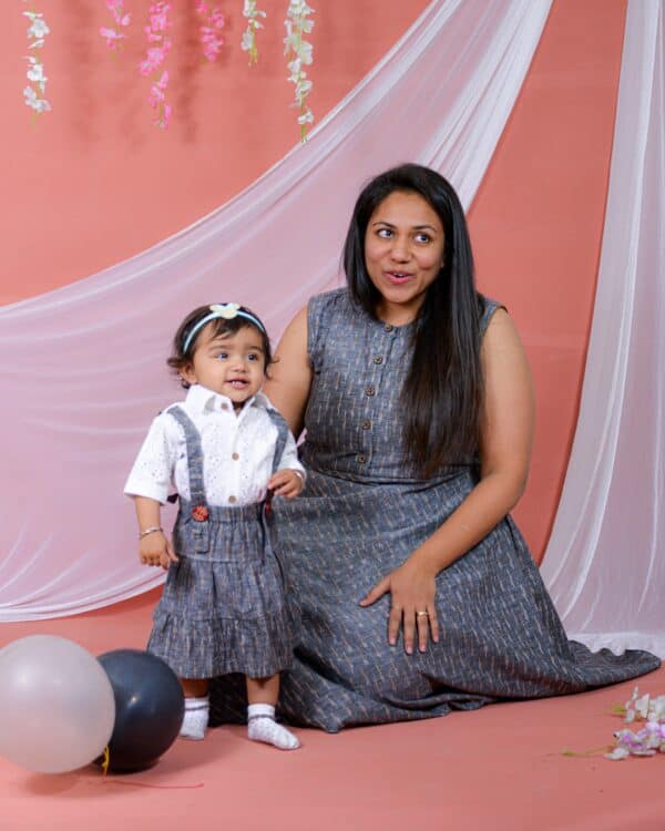 Mother Daughter Twinning Dresses