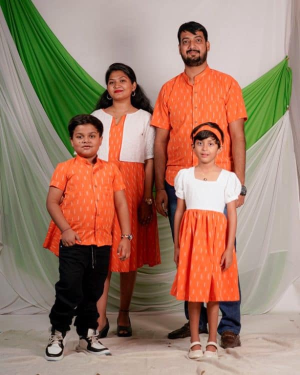 Family Twinning Dresses