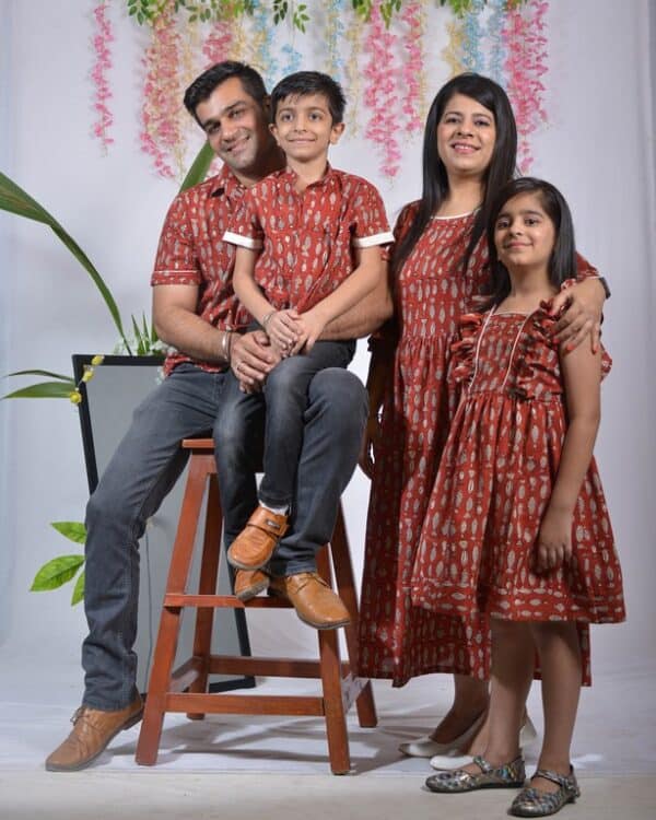 Family Twinning Dresses