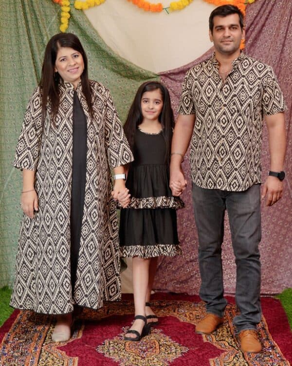 Family Twinning Dresses