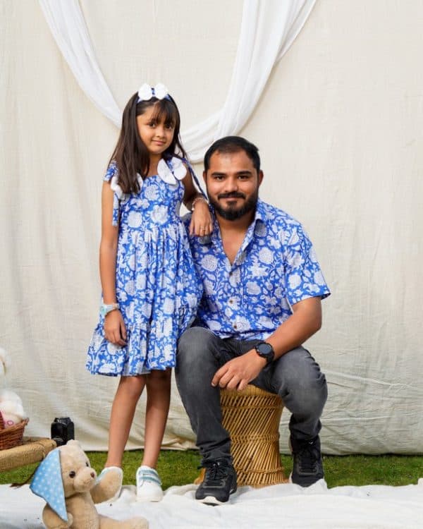 father daughter twinning dresses