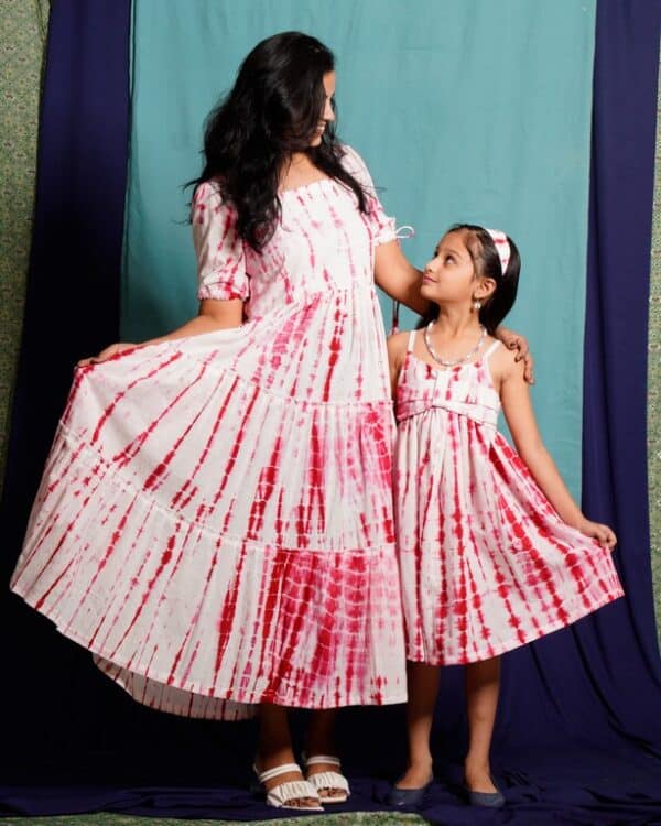 Mother Daughter Twinning Dresses