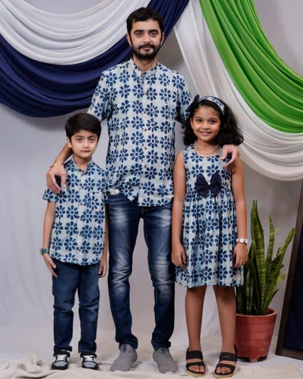 Family Twinning Dresses