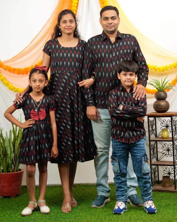 Family Twinning Dresses