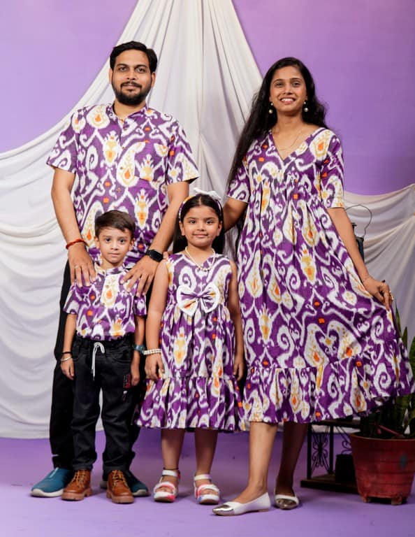 Family Twinning Dresses