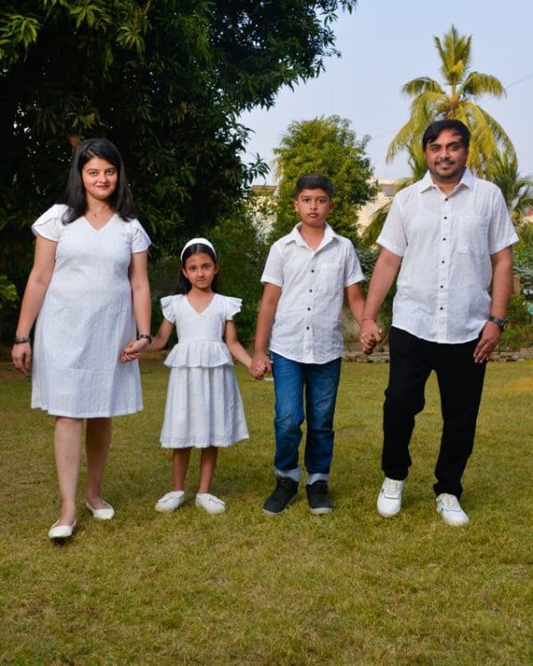 Family Twinning Dresses