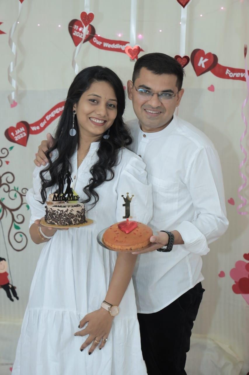 Click to view full screen Starry White Short Family Set photo review