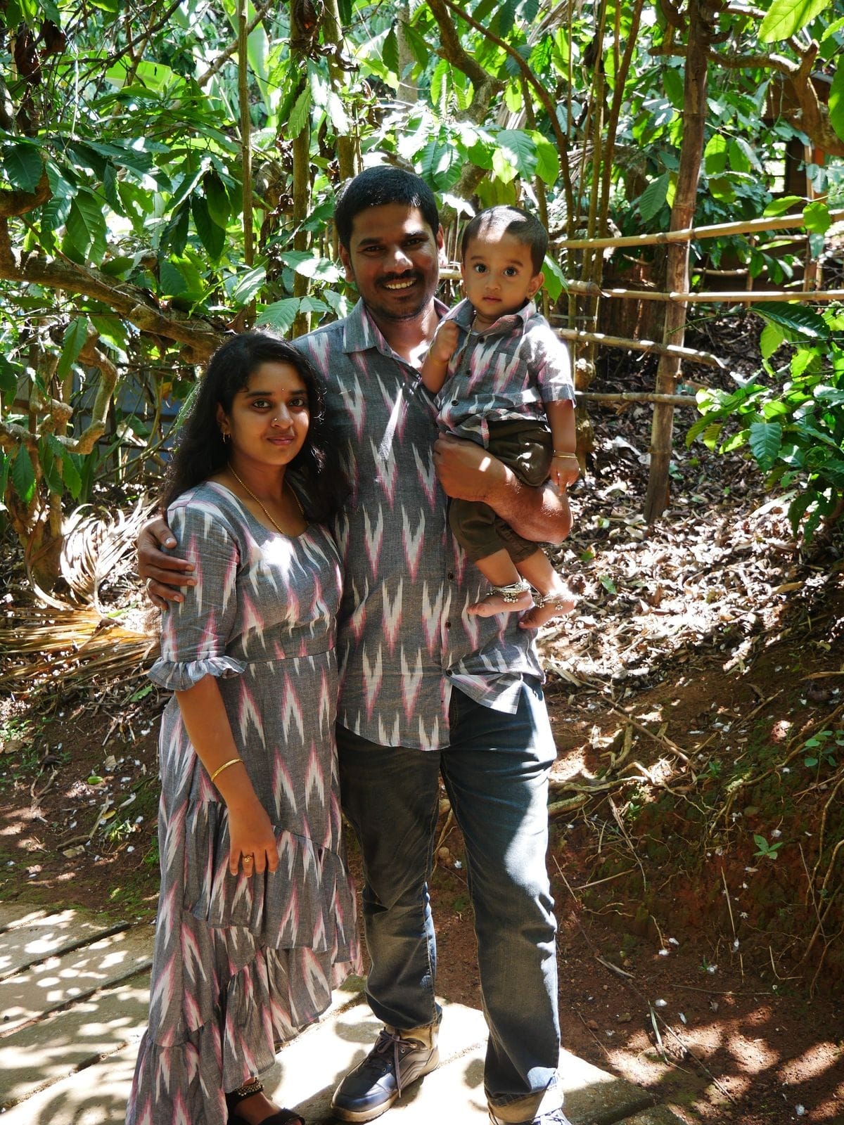 Click to view full screen Grey Ikat Tiered Family Set photo review